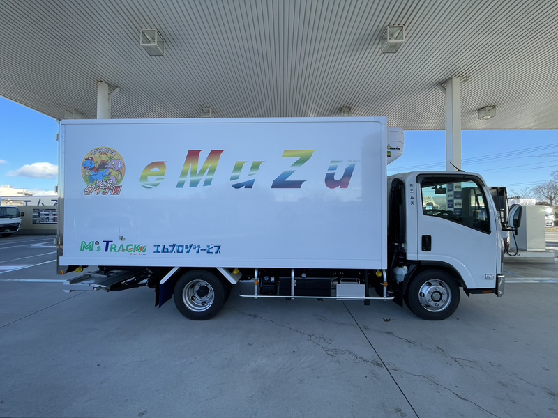 チルド格納ゲート車